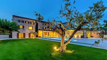 Contemporary stone villa in Brtonigla - astonishing beauty with sea views! 