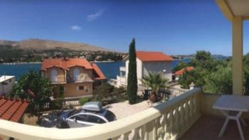 Wonderful location just 30 meters from the sea - house for sale in Grebastica, Sibenik area 