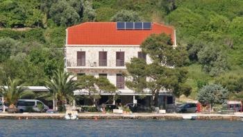 Gorgeous seafront hotel with restaurant and swimming pool in prestigious Dubrovnik suburb 