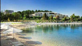 Tourist property for sale in Rovinj next to Lone hotel 