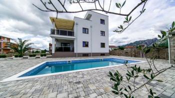 New modern villa in Seline just 100 meters from the sea 