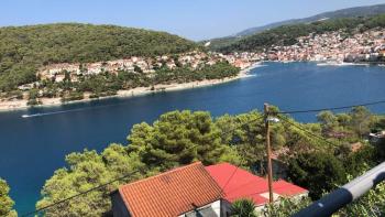 Günstiges Apartmenthaus in Brac, nur 70 Meter vom Strand entfernt! 