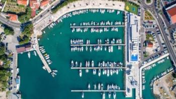 Investissement parfait en Istrie - port de plaisance à vendre - meilleure activité opérationnelle 365 jours par an 