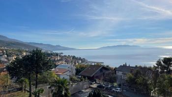 Tolle Anlageimmobilie in Volosko, Tosine-Gebiet mit atemberaubendem Meerblick 