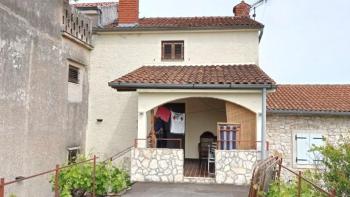 Maison avec vue sur la mer et garage dans la région de Porec, à Fuskulin 