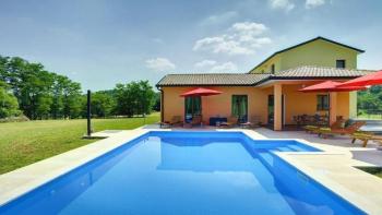 Charming villa on a spacious land plot of 11500 sq.m. (more than 1 hectare of land) 