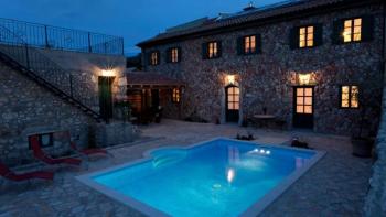 Nice stone villa with swimming pool in Bribir near Crikvenica 