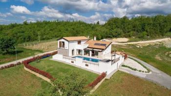 Beautiful villa with swimming pool in central Istria, Gračišće 