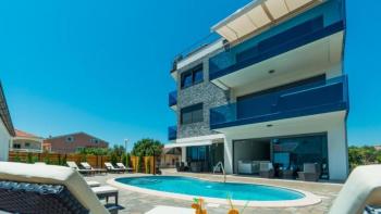 Luxuriöses Aparthotel in der Gegend von Zadar auf Vir, nur 100 Meter vom Meer entfernt, mit fantastischem Meerblick 