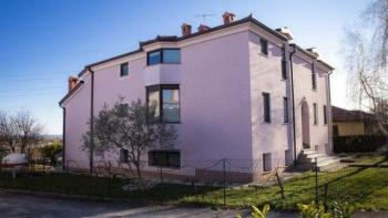 Large house for sale in Umag 