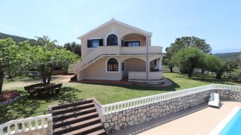 Villa und Appartementhaus in toller Lage auf der Insel Rab in Supetarska Draga 