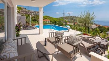 Neue faszinierende Villa an der Makarska Riviera mit herrlichem Meerblick 