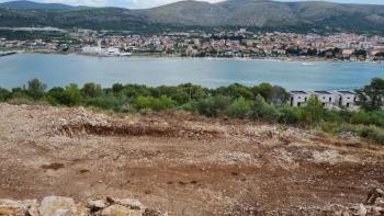 Land plot on Ciovo with building permit for new modern villa, just 170 meters from wateredge 