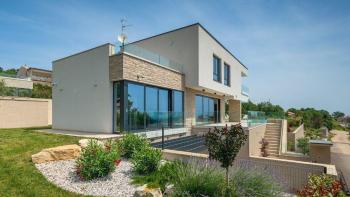 Beautiful ultra-modern villa in Porec area 