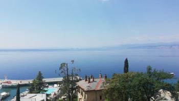 Apartment in a beautiful Austro-Hungarian villa in the centre of Opatija just 40 meters from the sea 