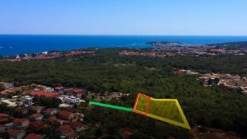 Urban land just 3 km from the sea and Poreč town 