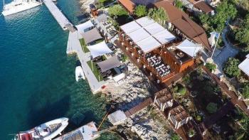 Restaurant unique en bord de mer à vendre sur l'île de Kornati 