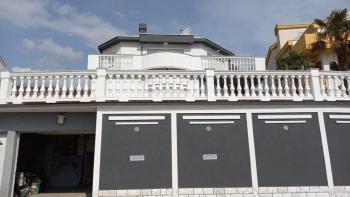 Villa in Crikvenica, nur 700 Meter vom Meer entfernt 