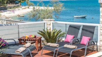 Kroatien Villa kaufen am Meer in der Gegend von Trogir 