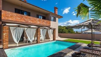 Villa with swimming pool in Rebići, Barban, cca. 5 km from the sea 