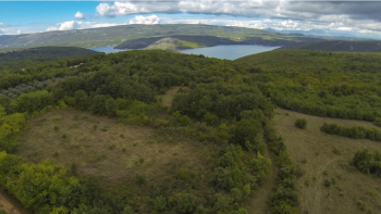 Large land in Rakalj, Marčana 