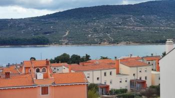 Magnifique penthouse sur l'île de Cres 