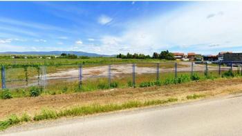 Terrain à bâtir dans la région de Velika Mlaka à côté de l'aéroport de Zagreb 