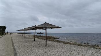 Grundstück am Meer zum Verkauf in Peroj, Zonierung T1-T2-T3 