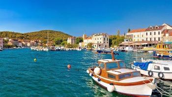 Kikötő projektje Zadar térségében 400 kikötőhely számára 