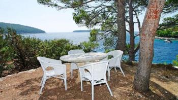 Villa am Wasser zum Verkauf auf der Insel Korcula, mit faszinierendem Meerblick 