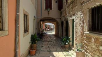 Unique dwelling with 4 apartments in old town of Rovinj 