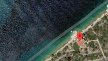 Romantikus elszigetelt ház Drvenik szigetén, a tenger 1. vonalán, saját mólóval 