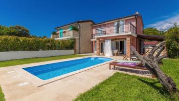 Attached villa with pool in Pinezici, Krk 