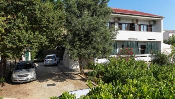Detached family house on Pag, 300 meters from the sea 