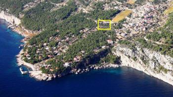 Quite affordable urban land on Hvar with sea views 