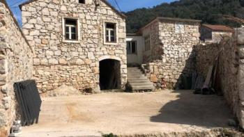 Stone house in Dol village on Hvar island 