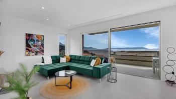 Luxus apartman nagyszerű tengeri panorámával 
