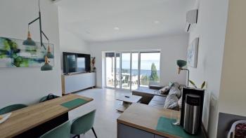 Ideales Penthouse in perfekter Lage von Crikvenica, 300 Meter vom Meer entfernt 