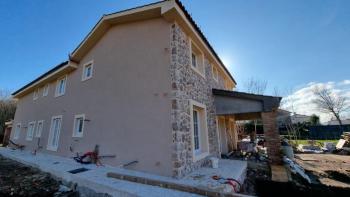 New construction! Spacious semi-detached villetta with swimming pool on Krk island 