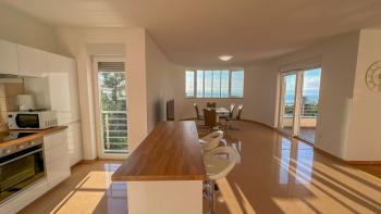 One of the best deals - new apartment in Ičići, Opatija with sea views and garage 