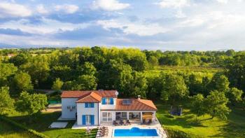 Traditional Istrian villa in Rabac-Labin part of Istria, on 3599 sq.m. of fland 