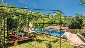 Wunderschöne Villa mit Pool in Križišće, Kraljevica 