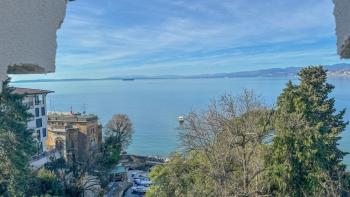 Apartment in Opatija center just 40 meters from the sea 