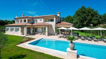 Exquisite villa with pool and sports fields in Kanfanar, Rovinj area 