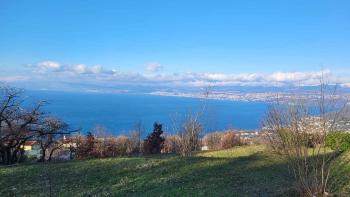 Petite maison confortable à Lovran avec vue imprenable sur la mer 