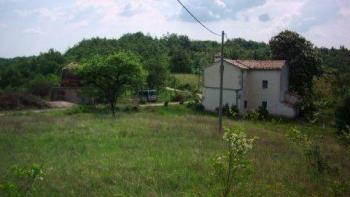 Fantastique domaine à Novaki Pazinski, Cerovlje, sur 8,4 hectares de terrain 