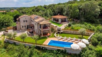 Istrische rustikale Villa mit Swimmingpool in Tinjan 