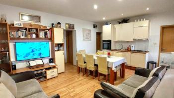 Három hálószobás lakás Splitben vásárolható 
