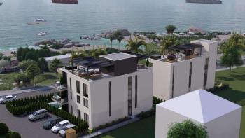 Luxuriöses Penthouse im Bau, 1. Reihe zum Meer in Sukosan! 
