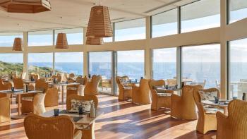 Výjimečný zbrusu nový 4+ hvězdičkový hotel v oblasti Zadaru se 75 pokoji 